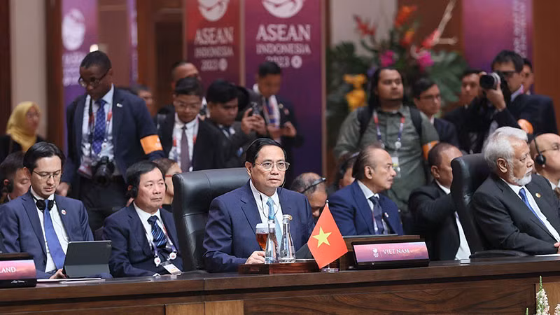 Thủ tướng Phạm Minh Chính tham dự Hội nghị Cấp cao Đông Á lần thứ 18.