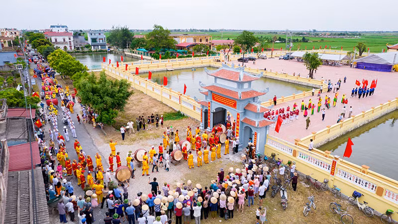 Khu lưu niệm đại danh y nhìn từ trên cao.