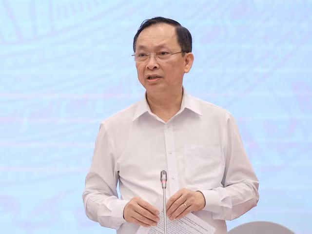Phó Thống đốc Ngân hàng Nhà nước Đào Minh Tú trả lời báo chí tại buổi họp báo. Phó Thống đốc Ngân hàng Nhà nước Đào Minh Tú trả lời báo chí tại buổi họp báo.