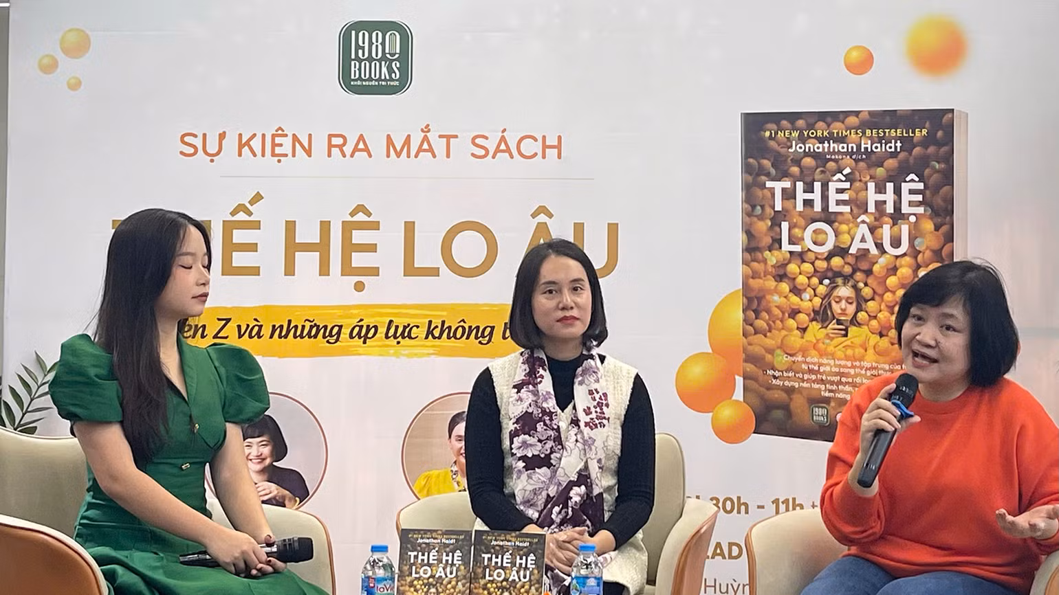 Nhà tâm lý giáo dục Bùi Thị Hải Yến và chuyên gia tâm lý giáo dục Nguyễn Thụy Anh.