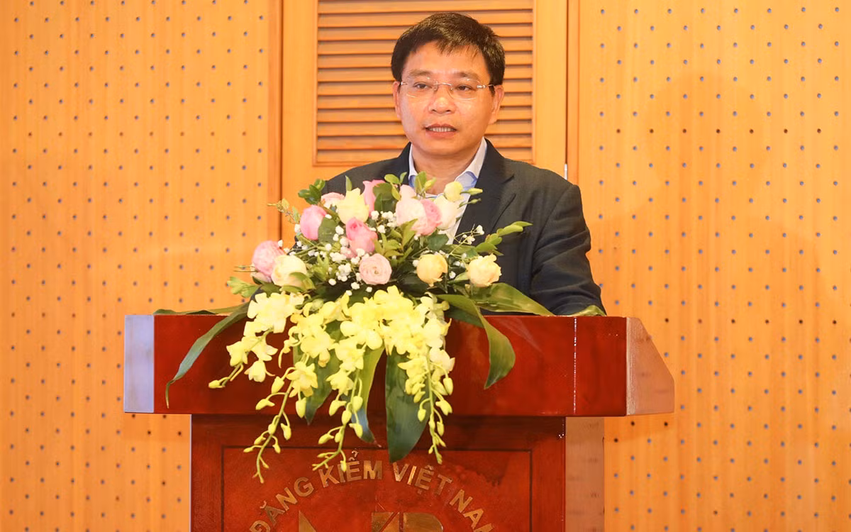 Bộ trưởng Nguyễn Văn Thắng phát biểu ý kiến tại lễ trao quyết định. Bộ trưởng Nguyễn Văn Thắng phát biểu ý kiến tại lễ trao quyết định.