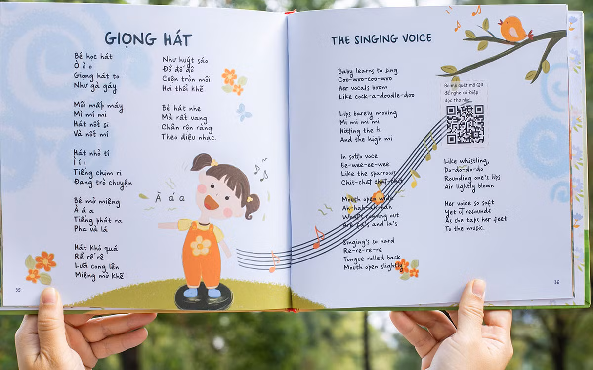 Sách được trình bày song ngữ với hình minh họa dễ thương. Sách được trình bày song ngữ với hình minh họa dễ thương.