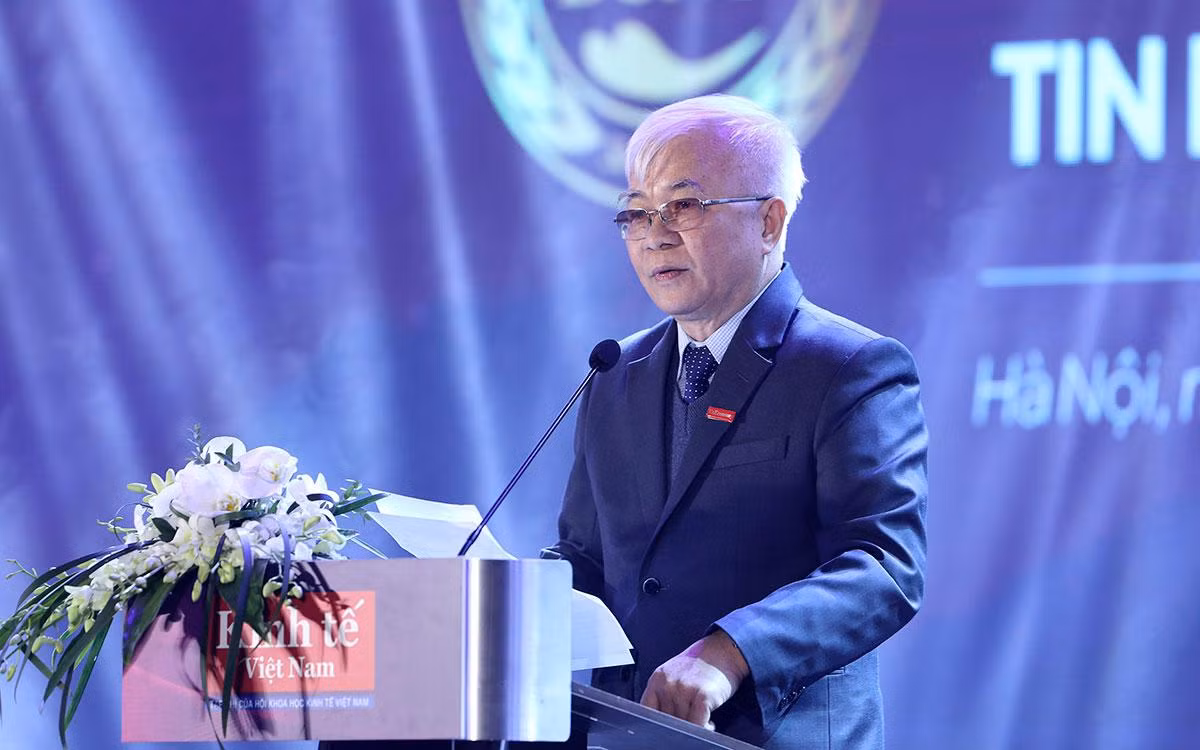 Tiến sĩ Chử Văn Lâm phát biểu tại chương trình. Tiến sĩ Chử Văn Lâm phát biểu tại chương trình.