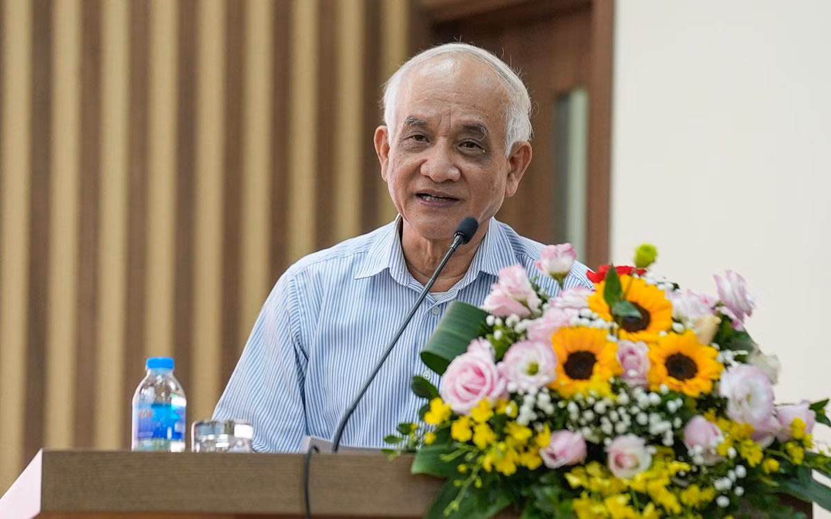 PGS, TS Trần Đức Cường, Chủ tịch Hội Khoa học Lịch sử Việt Nam. PGS, TS Trần Đức Cường, Chủ tịch Hội Khoa học Lịch sử Việt Nam.