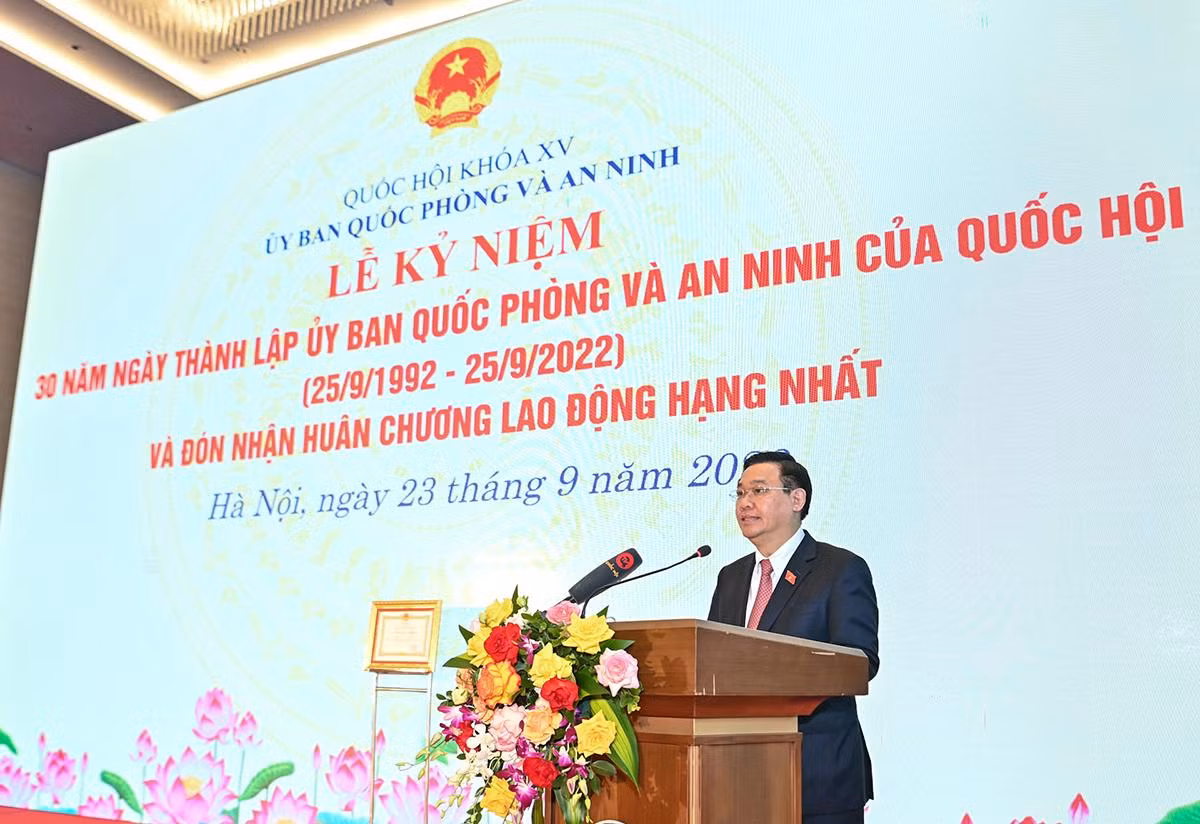 Chủ tịch Quốc hội Vương Đình Huệ phát biểu tại Lễ kỷ niệm. Chủ tịch Quốc hội Vương Đình Huệ phát biểu tại Lễ kỷ niệm.