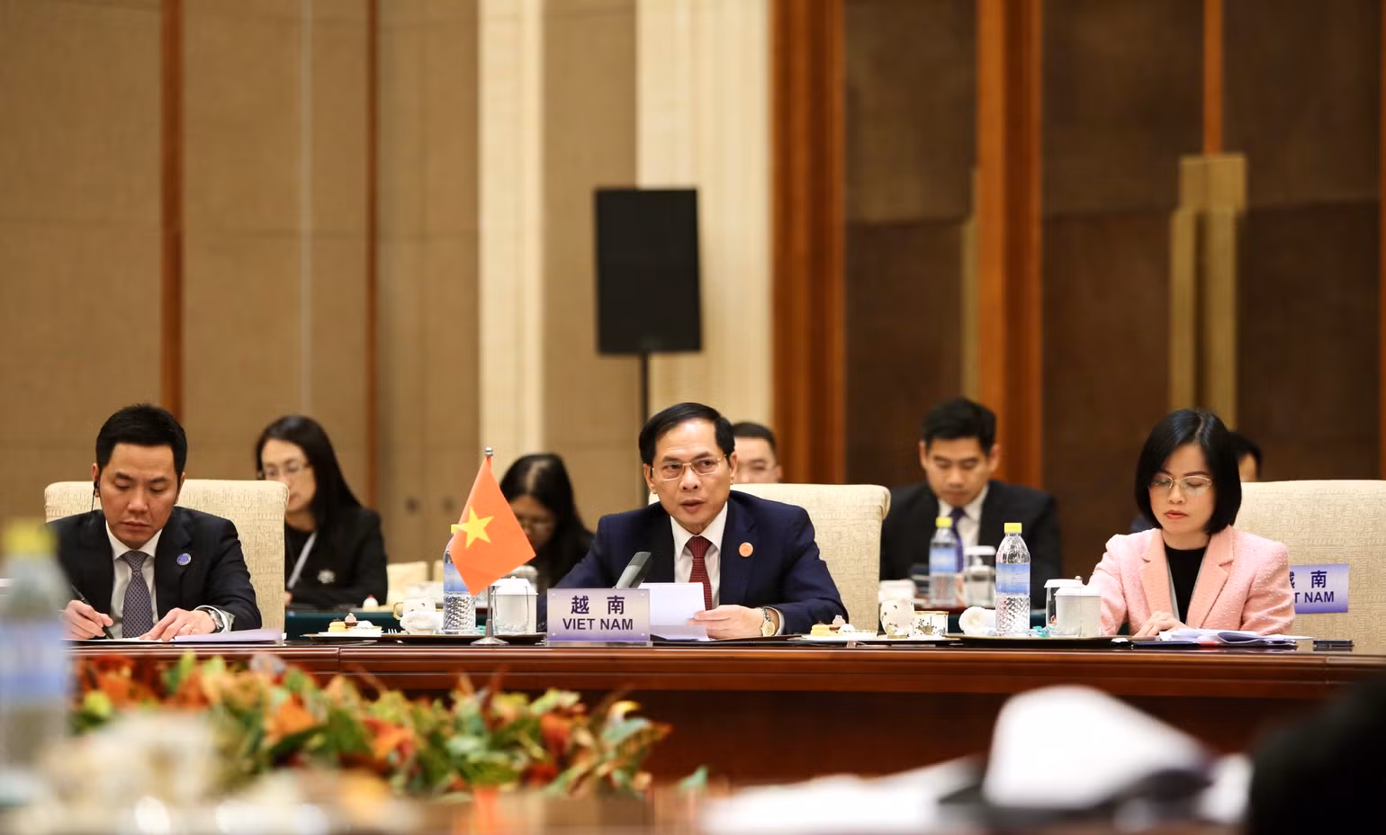 Bộ trưởng Ngoại giao Bùi Thanh Sơn phát biểu tại hội nghị.