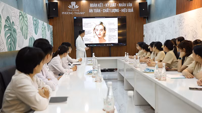 Công tác đào tạo nguồn nhân lực được Nha khoa Phương Thành đặc biệt chú trọng. Công tác đào tạo nguồn nhân lực được Nha khoa Phương Thành đặc biệt chú trọng.