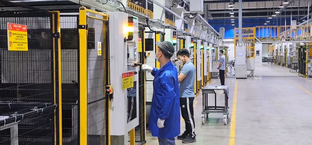 Nhà máy sản xuất công nghệ tế bào quang điện Jinko Solar 2 tại khu công nghiệp Sông Khoai, thị xã Quảng Yên. Nhà máy sản xuất công nghệ tế bào quang điện Jinko Solar 2 tại khu công nghiệp Sông Khoai, thị xã Quảng Yên.