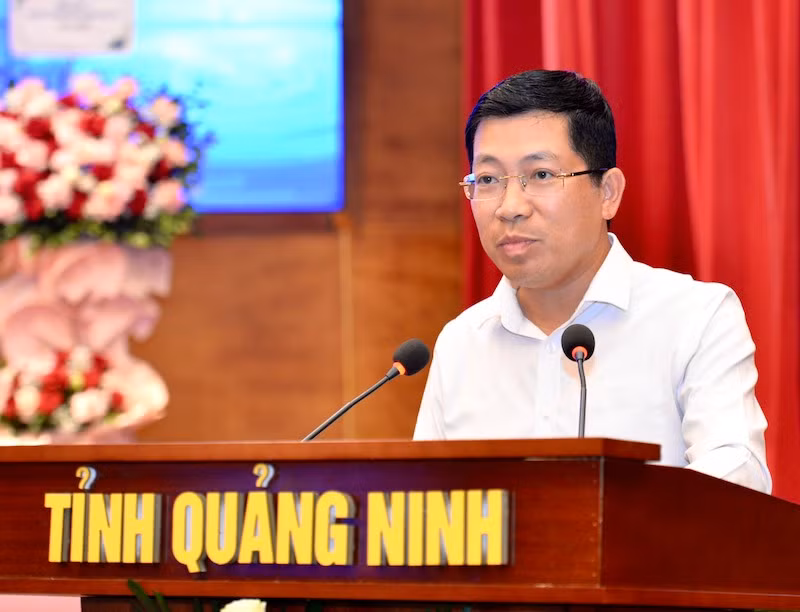 Ông Lưu Đình Phúc, Cục trưởng Cục Báo chí, Bộ Thông tin và Truyền thông chia sẻ những kinh nghiệm hay trong chuyển đổi số tại hội thảo. Ông Lưu Đình Phúc, Cục trưởng Cục Báo chí, Bộ Thông tin và Truyền thông chia sẻ những kinh nghiệm hay trong chuyển đổi số tại hội thảo.