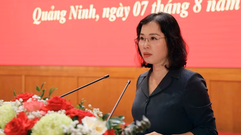 Phó Bí thư Tỉnh ủy Quảng Ninh Trịnh Thị Minh Thanh phát biểu tại Hội nghị.