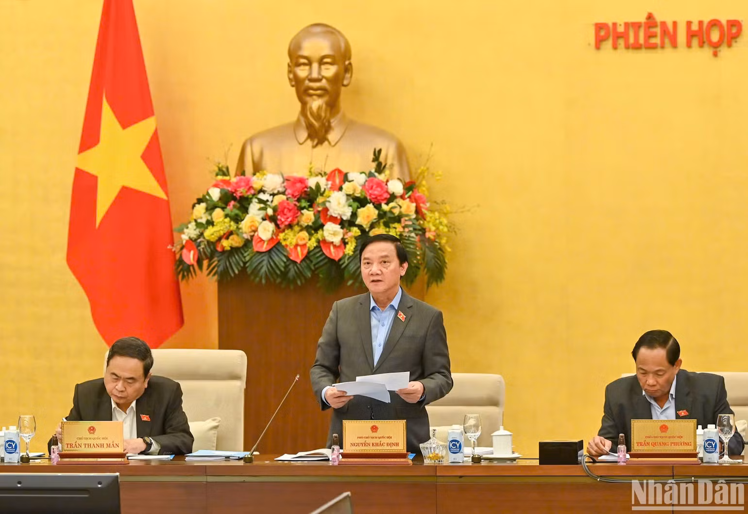 Phó Chủ tịch Quốc hội Nguyễn Khắc Định phát biểu. (Ảnh: DUY LINH)