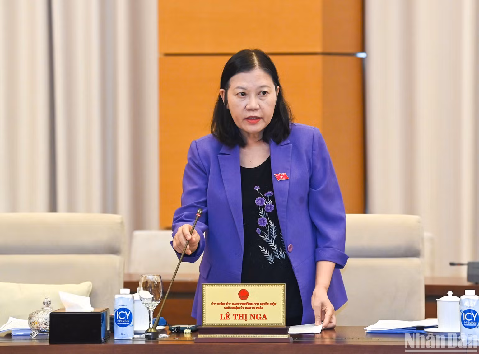 Chủ nhiệm Ủy ban Tư pháp Lê Thị Nga báo cáo tóm tắt thẩm tra Báo cáo của Chính phủ về công tác phòng, chống tham nhũng năm 2024. (Ảnh: DUY LINH) Chủ nhiệm Ủy ban Tư pháp Lê Thị Nga báo cáo tóm tắt thẩm tra Báo cáo của Chính phủ về công tác phòng, chống tham nhũng năm 2024. (Ảnh: DUY LINH)
