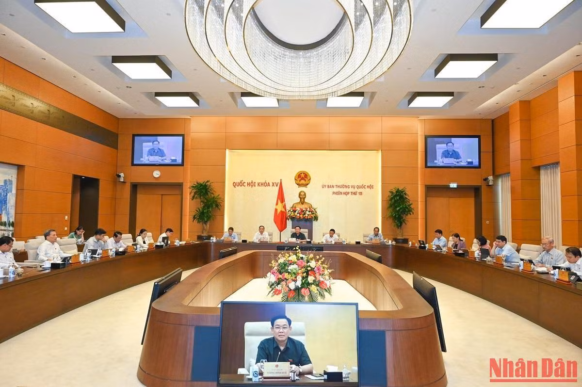 Ủy ban Thường vụ Quốc hội cho ý kiến về báo cáo công tác năm 2022 và kế hoạch kiểm toán năm 2023 của Kiểm toán Nhà nước chiều 12/9. Ủy ban Thường vụ Quốc hội cho ý kiến về báo cáo công tác năm 2022 và kế hoạch kiểm toán năm 2023 của Kiểm toán Nhà nước chiều 12/9.