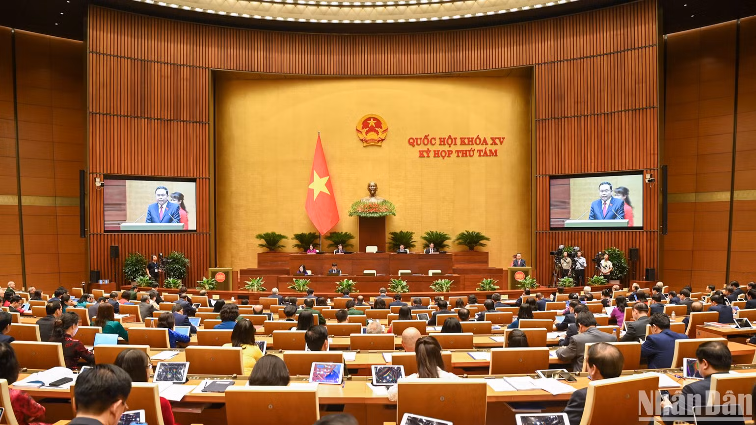 Quang cảnh phiên khai mạc Kỳ họp thứ 8, Quốc hội khóa XV. (Ảnh: DUY LINH) Quang cảnh phiên khai mạc Kỳ họp thứ 8, Quốc hội khóa XV. (Ảnh: DUY LINH)