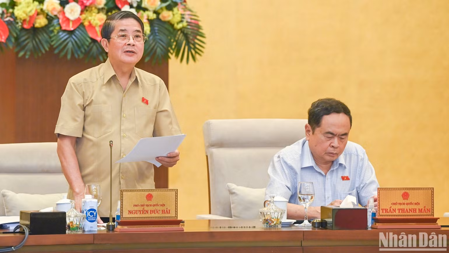 Phó Chủ tịch Quốc hội Nguyễn Đức Hải phát biểu kết thúc nội dung thảo luận. (Ảnh: DUY LINH)
