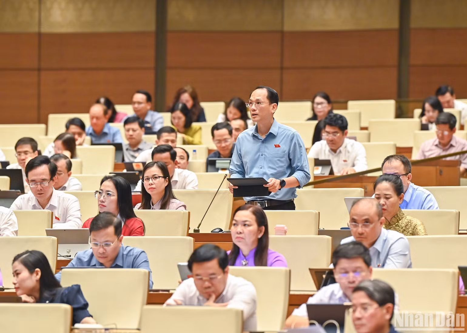 Đại biểu Lưu Bá Mạc (Đoàn Lạng Sơn). (Ảnh: DUY LINH)