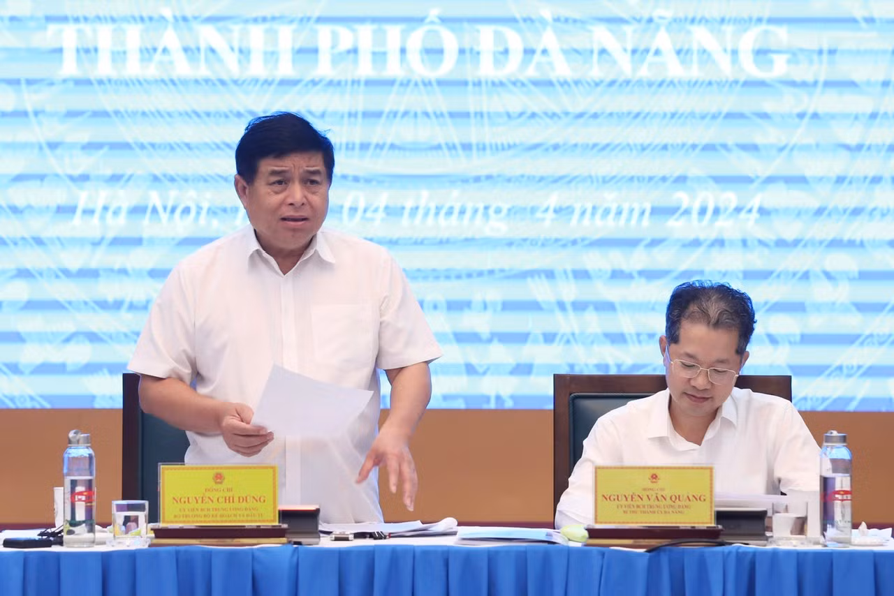 Bộ trưởng Nguyễn Chí Dũng phát biểu tại cuộc họp. Bộ trưởng Nguyễn Chí Dũng phát biểu tại cuộc họp.