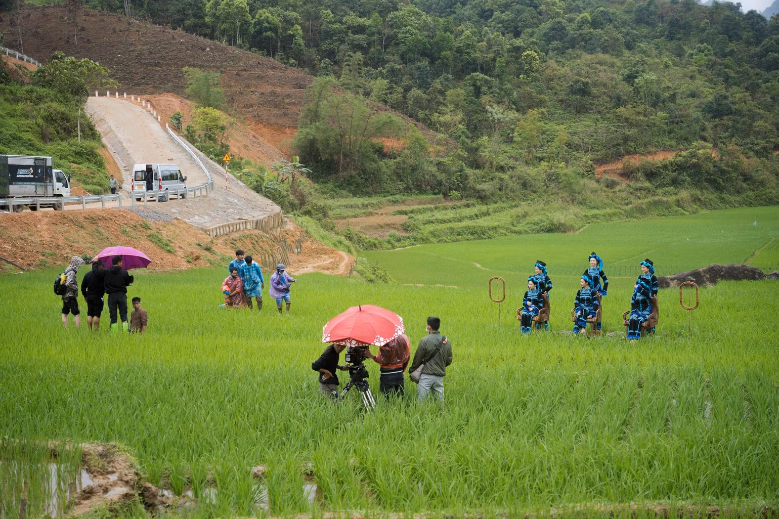 Một bối cảnh quay của phim. (Ảnh: ViewFinderMedia) Một bối cảnh quay của phim. (Ảnh: ViewFinderMedia)