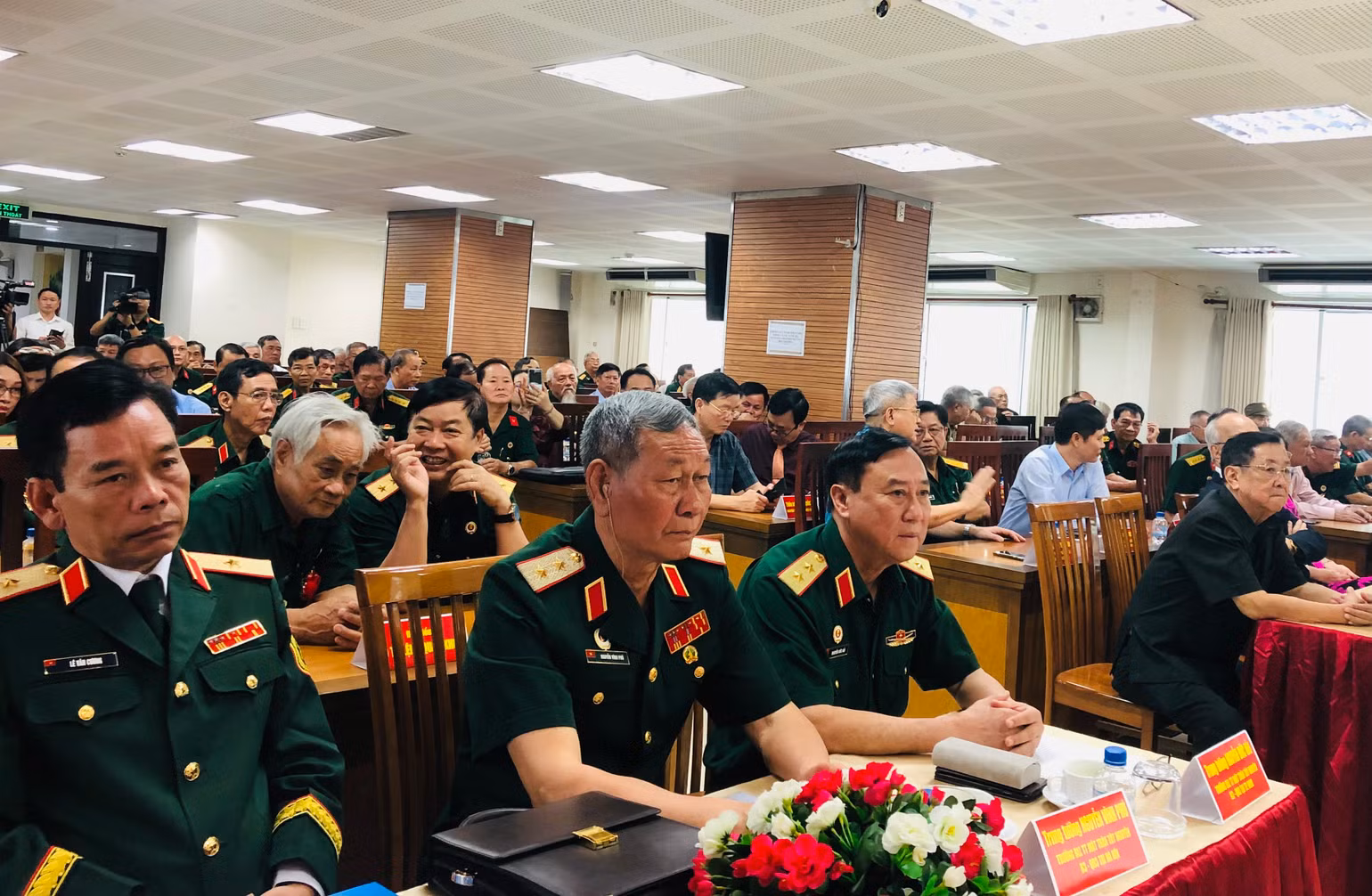 Các đại biểu tham dự buổi họp mặt truyền thống Mặt trận Tây Nguyên -Quân đoàn 3