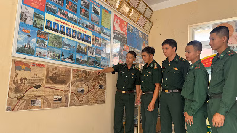 Thuận tiện cho các buổi sinh hoạt chính trị.