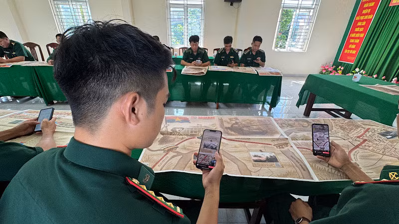 Ôn lại lịch sử hào hùng của dân tộc.