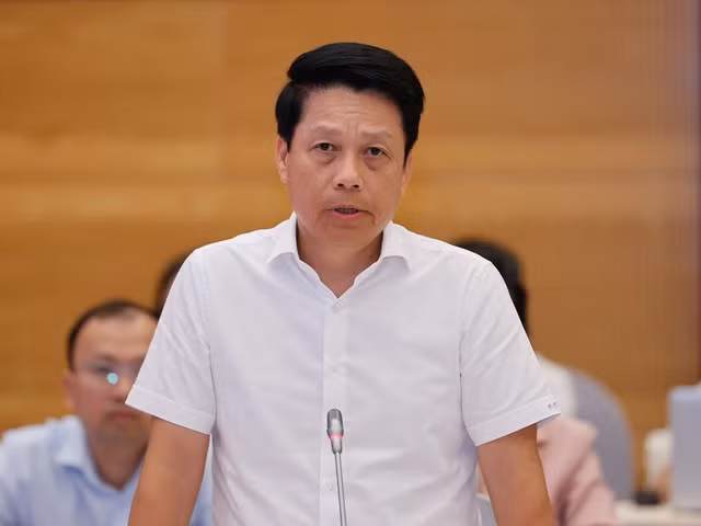 Phó Thống đốc Ngân hàng Nhà nước Việt Nam Phạm Tiến Dũng phát biểu tại buổi họp báo. (Ảnh: VGP) Phó Thống đốc Ngân hàng Nhà nước Việt Nam Phạm Tiến Dũng phát biểu tại buổi họp báo. (Ảnh: VGP)