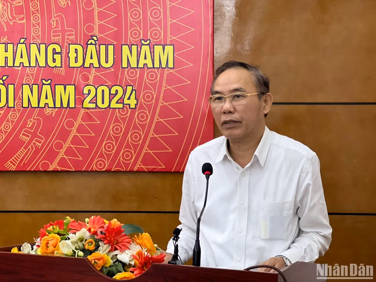 Thứ trưởng Phùng Đức Tiến phát biểu chỉ đạo tại hội nghị.
