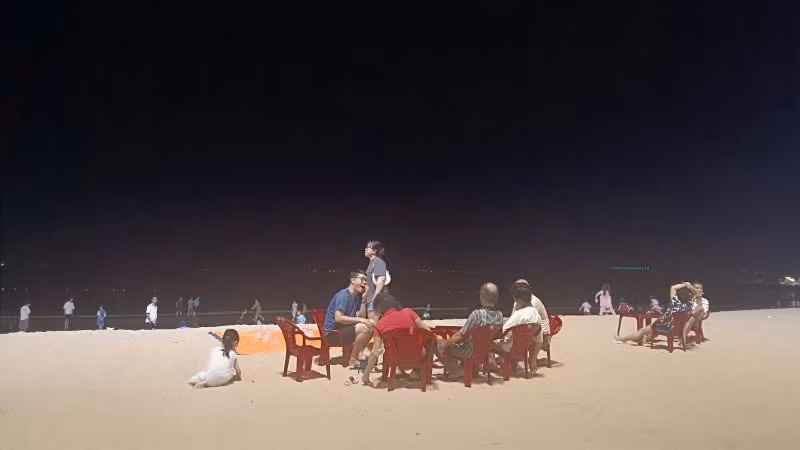 Việc phát triển kinh tế đêm có thể mang lại doanh thu du lịch rất lớn. Việc phát triển kinh tế đêm có thể mang lại doanh thu du lịch rất lớn.