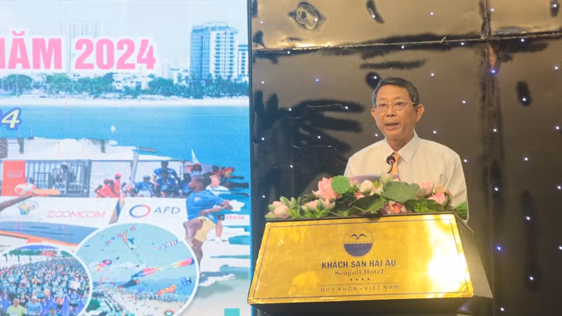 Ông Trần Văn Thanh, Giám đốc Sở Du lịch thông tin về những sự kiện sẽ diễn ra trong mùa hè năm nay tại Quy Nhơn.