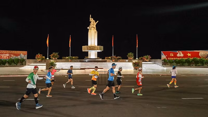 Đây là lần thứ 5 giải chạy VnExpress Marathon được tổ chức tại thành phố Quy Nhơn.
