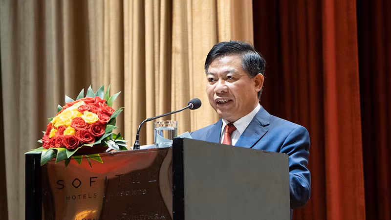 Đại sứ Nguyễn Huy Tăng phát biểu khai mạc sự kiện (Ảnh: NGUYỄN HIỆP)