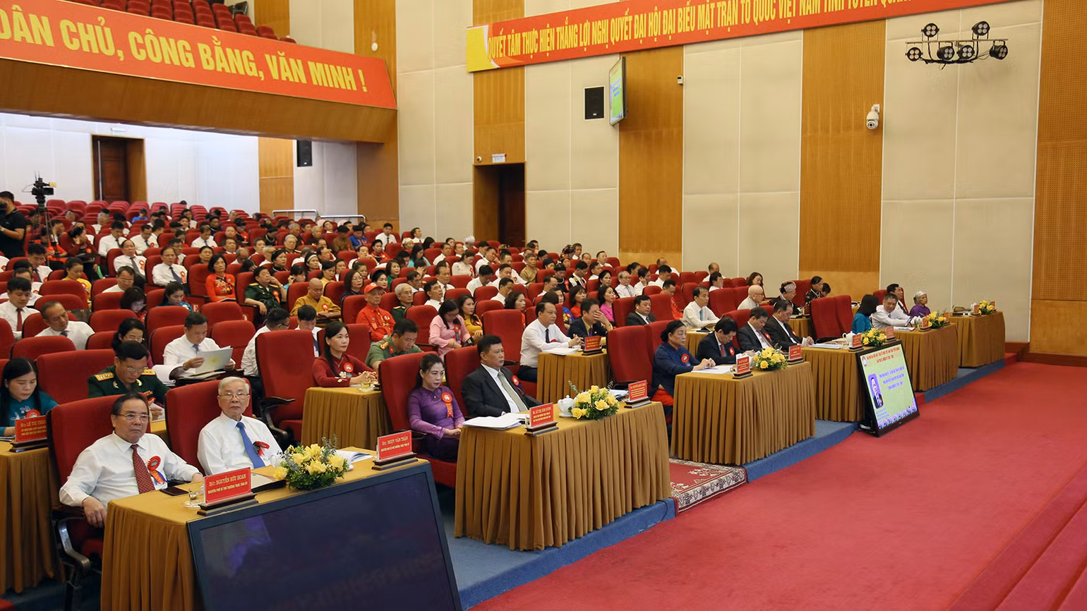 Các đại biểu dự đại hội. Các đại biểu dự đại hội.