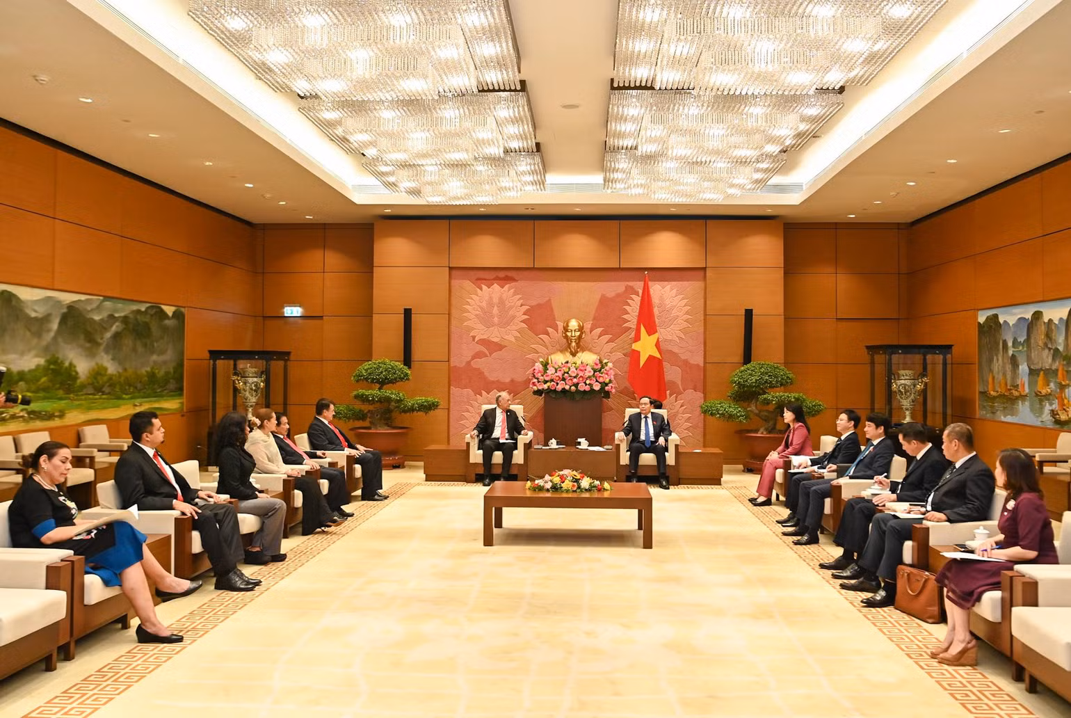 Quang cảnh buổi tiếp tại Nhà Quốc hội.