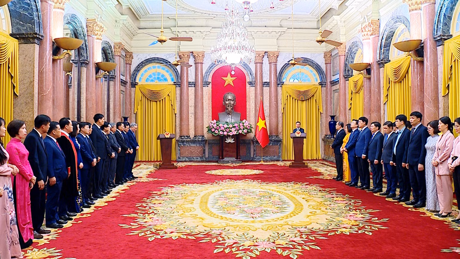 Chủ tịch nước Võ Văn Thưởng phát biểu tại lễ trao quyết định. (Ảnh: Hồng Quân) Chủ tịch nước Võ Văn Thưởng phát biểu tại lễ trao quyết định. (Ảnh: Hồng Quân)