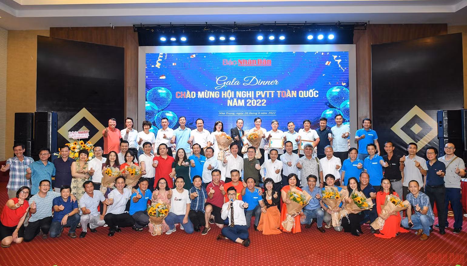  Cuộc thi Giọng hát hay phóng viên thường trú Báo Nhân Dân lần thứ Nhất. -0