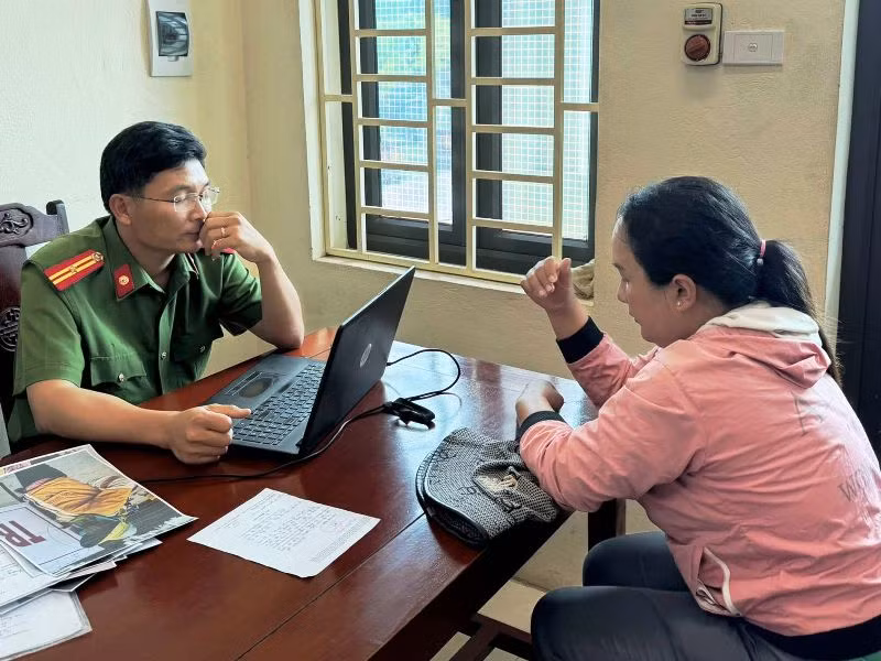 Cơ quan công an triệu tập, làm việc với cá nhân liên quan.