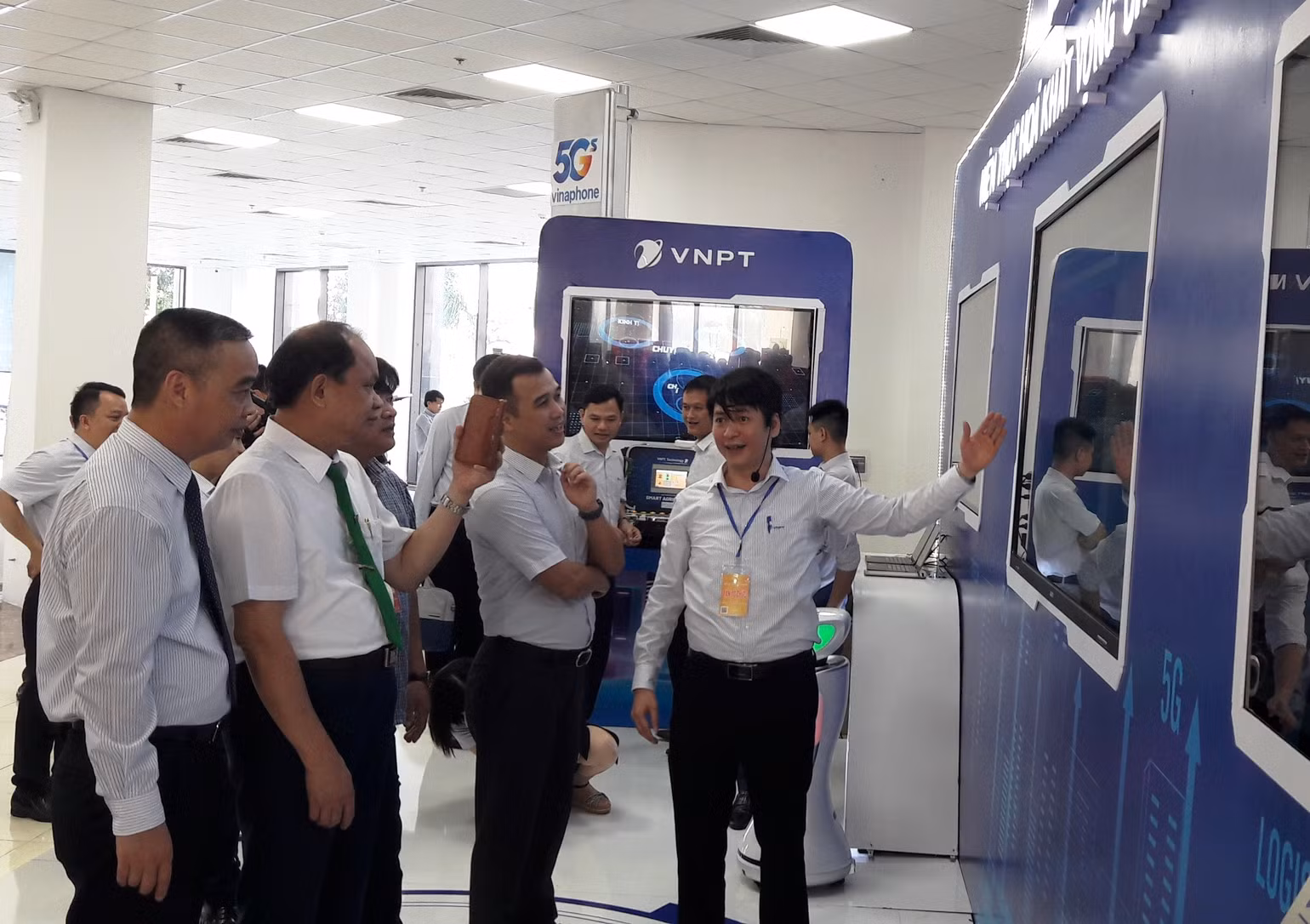 Viễn thông Thanh Hóa giới thiệu về các nền tảng, sản phẩm số.
