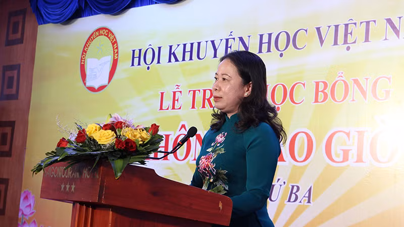 Phó Chủ tịch nước Võ Thị Ánh Xuân phát biểu tại buổi lễ. Phó Chủ tịch nước Võ Thị Ánh Xuân phát biểu tại buổi lễ.