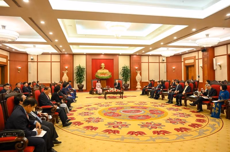 Quang cảnh buổi tiếp tại Trụ sở Trung ương Đảng. (Ảnh: DUY LINH) Quang cảnh buổi tiếp tại Trụ sở Trung ương Đảng. (Ảnh: DUY LINH)