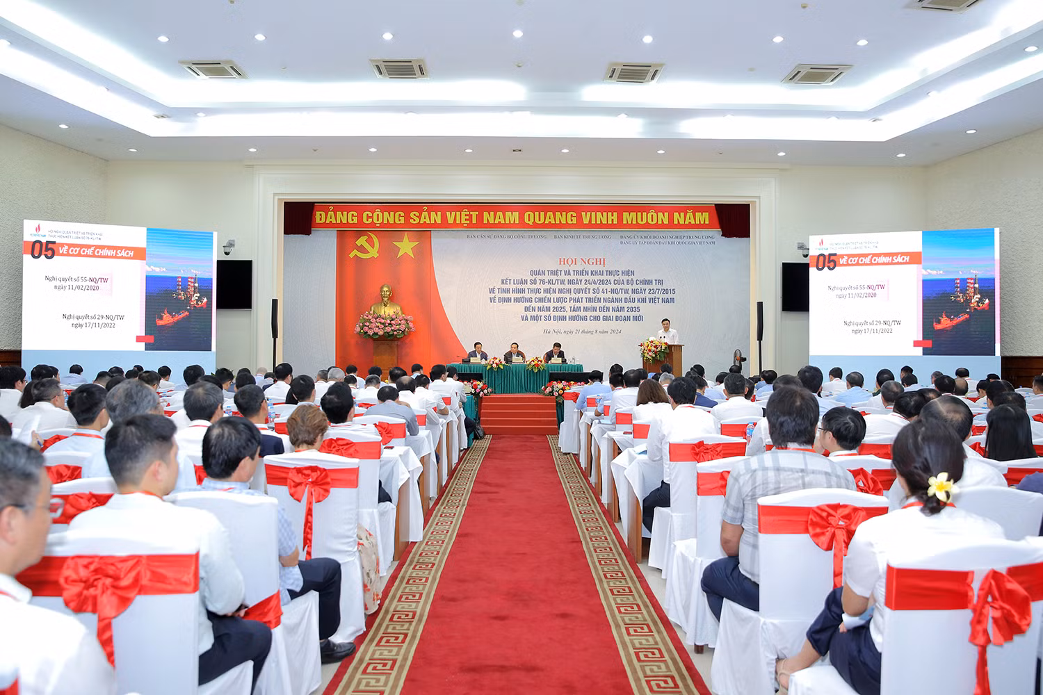 Toàn cảnh hội nghị,