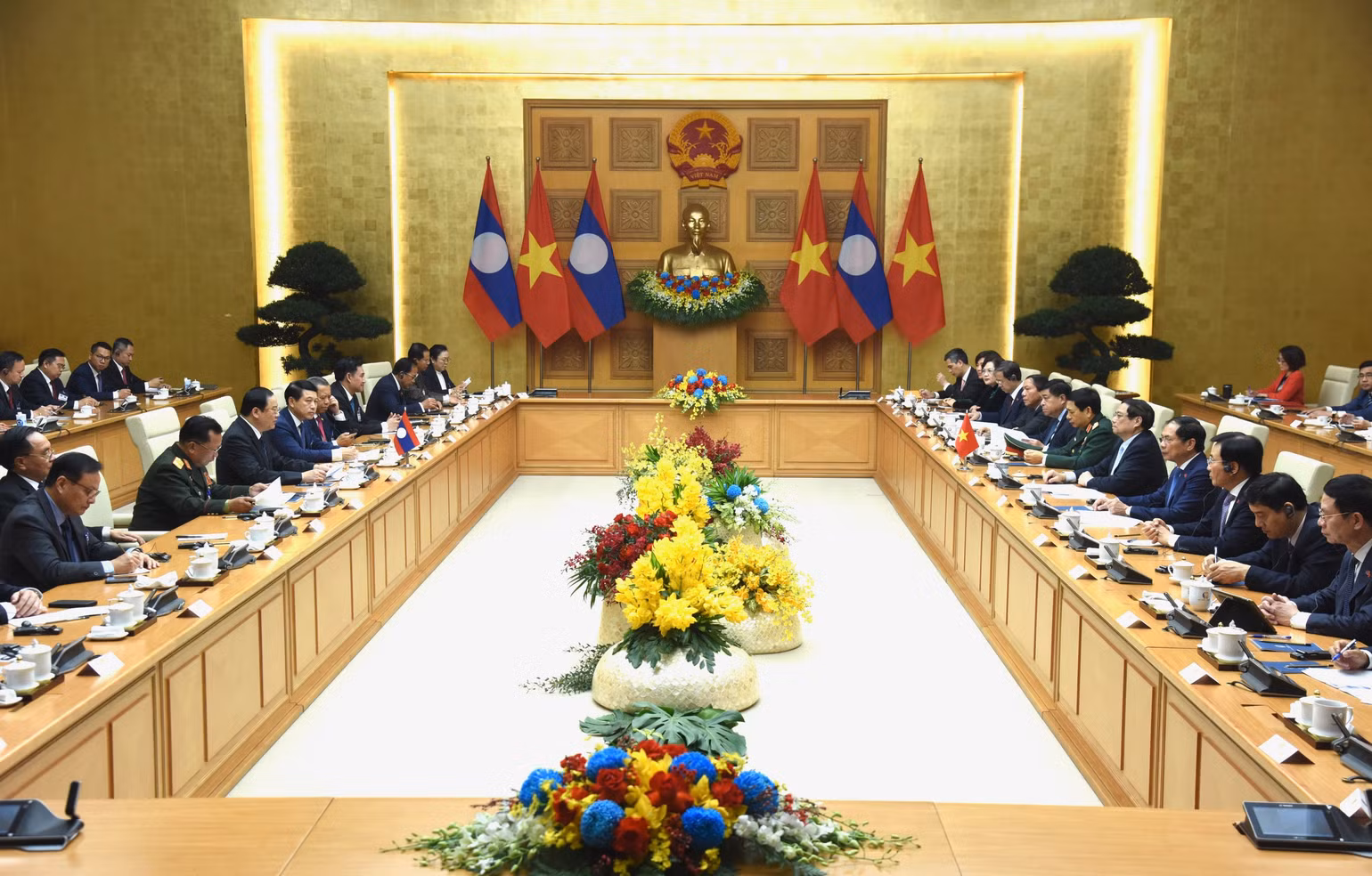 Quang cảnh buổi hội đàm.