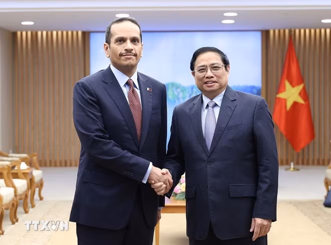 Thủ tướng Phạm Minh Chính tiếp Phó Thủ tướng, Bộ trưởng Ngoại giao Qatar Sheikh Mohammed bin Abdulrahman Al-Thani chiều 15/8/2022 tại Hà Nội. (Ảnh: Dương Giang/TTXVN) Thủ tướng Phạm Minh Chính tiếp Phó Thủ tướng, Bộ trưởng Ngoại giao Qatar Sheikh Mohammed bin Abdulrahman Al-Thani chiều 15/8/2022 tại Hà Nội. (Ảnh: Dương Giang/TTXVN)