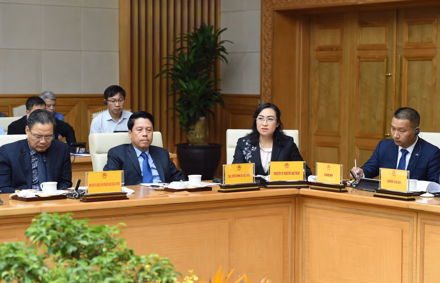 Thứ trưởng Công thương Phan Thị Thắng phát biểu.
