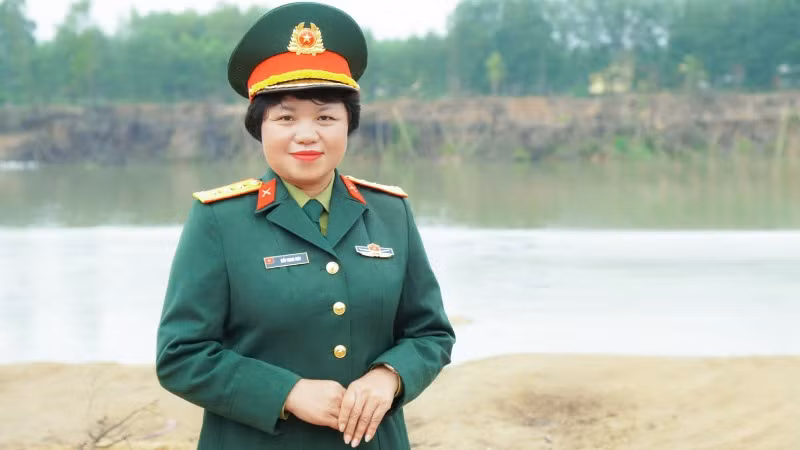 Thượng tá Kiều Thanh Thúy, Giám đốc sản xuất phim. Thượng tá Kiều Thanh Thúy, Giám đốc sản xuất phim.
