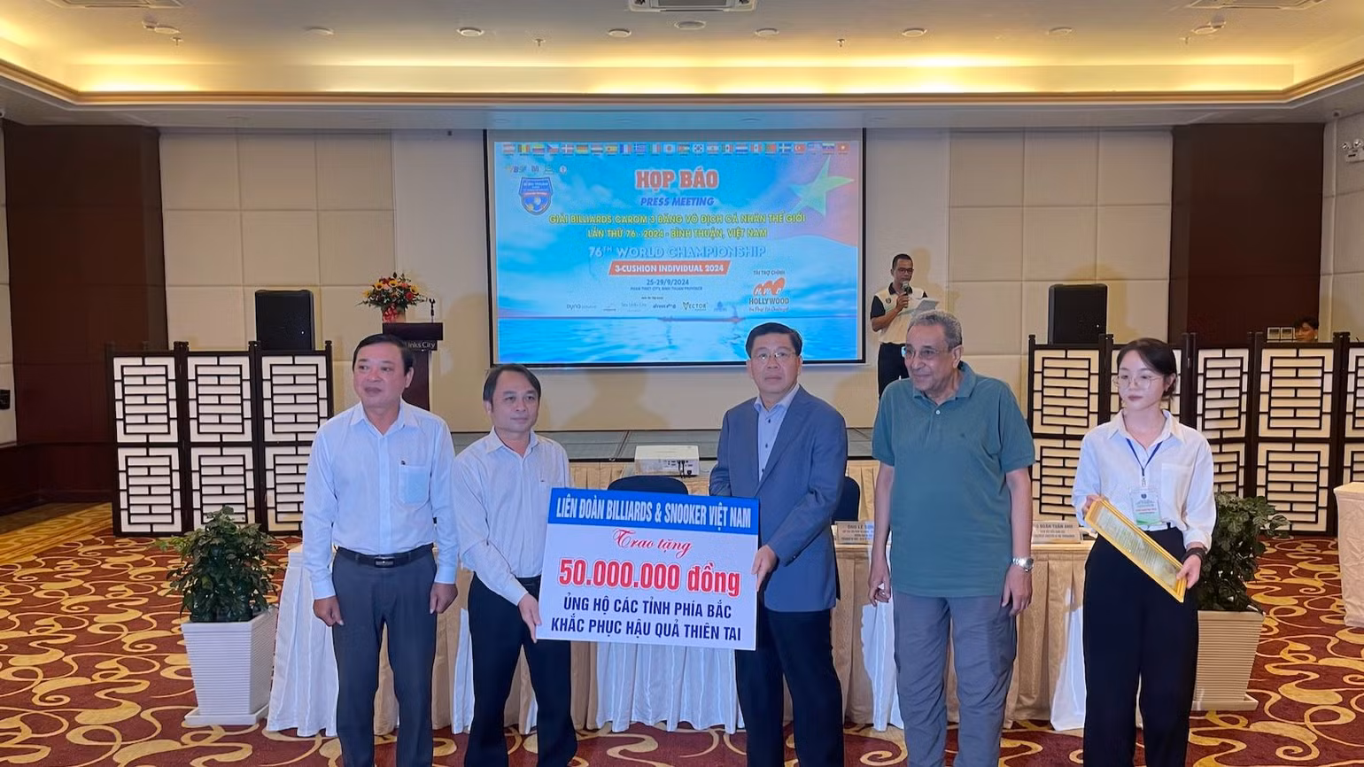 Ban tổ chức ủng hộ cho các tỉnh bị thiên tai Ban tổ chức ủng hộ cho các tỉnh bị thiên tai