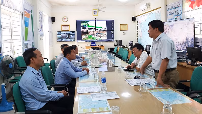 Văn phòng Ban Chỉ đạo Quốc gia đề nghị Ban Chỉ huy Phòng chống thiên tai và tìm kiếm cứu nạn tỉnh tiếp tục duy trì chế độ trực ban 24/24h, theo dõi chặt chẽ diễn biến tình hình mưa lũ.