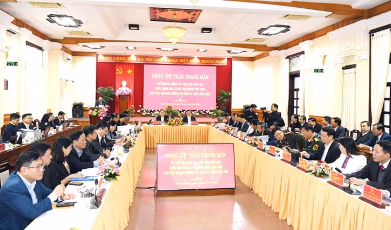 Quang cảnh cuộc làm việc.