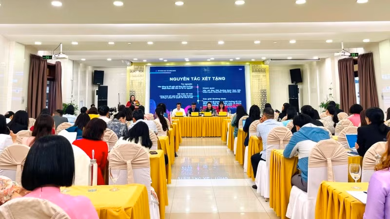Giải thưởng sẽ là niềm động viên, thúc đẩy tinh thần hăng say nghiên cứu khoa học và đổi mới sáng tạo trên tất cả các lĩnh vực của nữ giới. Giải thưởng sẽ là niềm động viên, thúc đẩy tinh thần hăng say nghiên cứu khoa học và đổi mới sáng tạo trên tất cả các lĩnh vực của nữ giới.