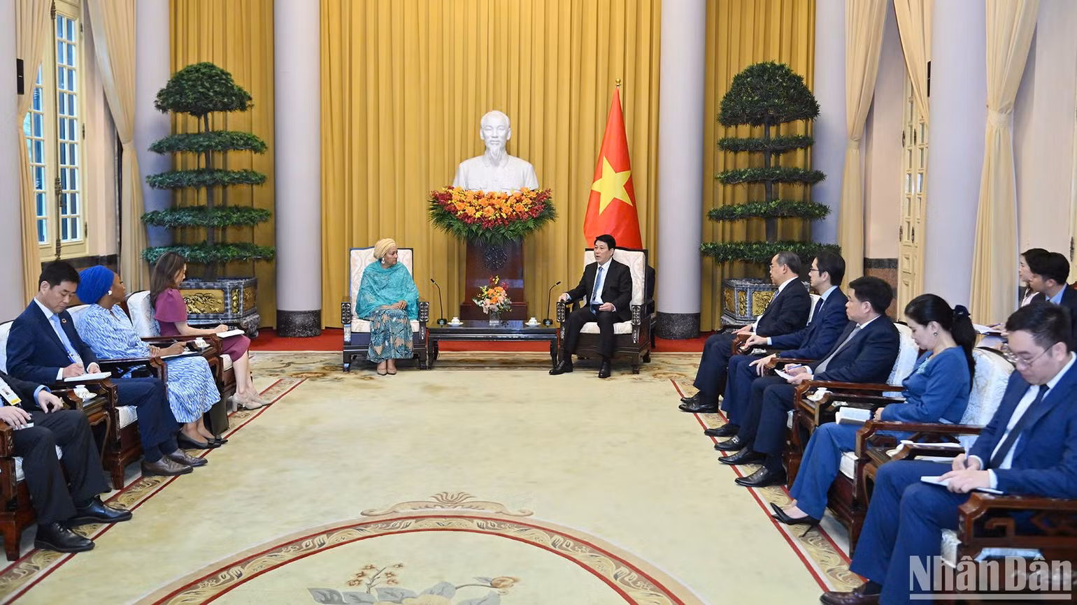 Toàn cảnh buổi tiếp.