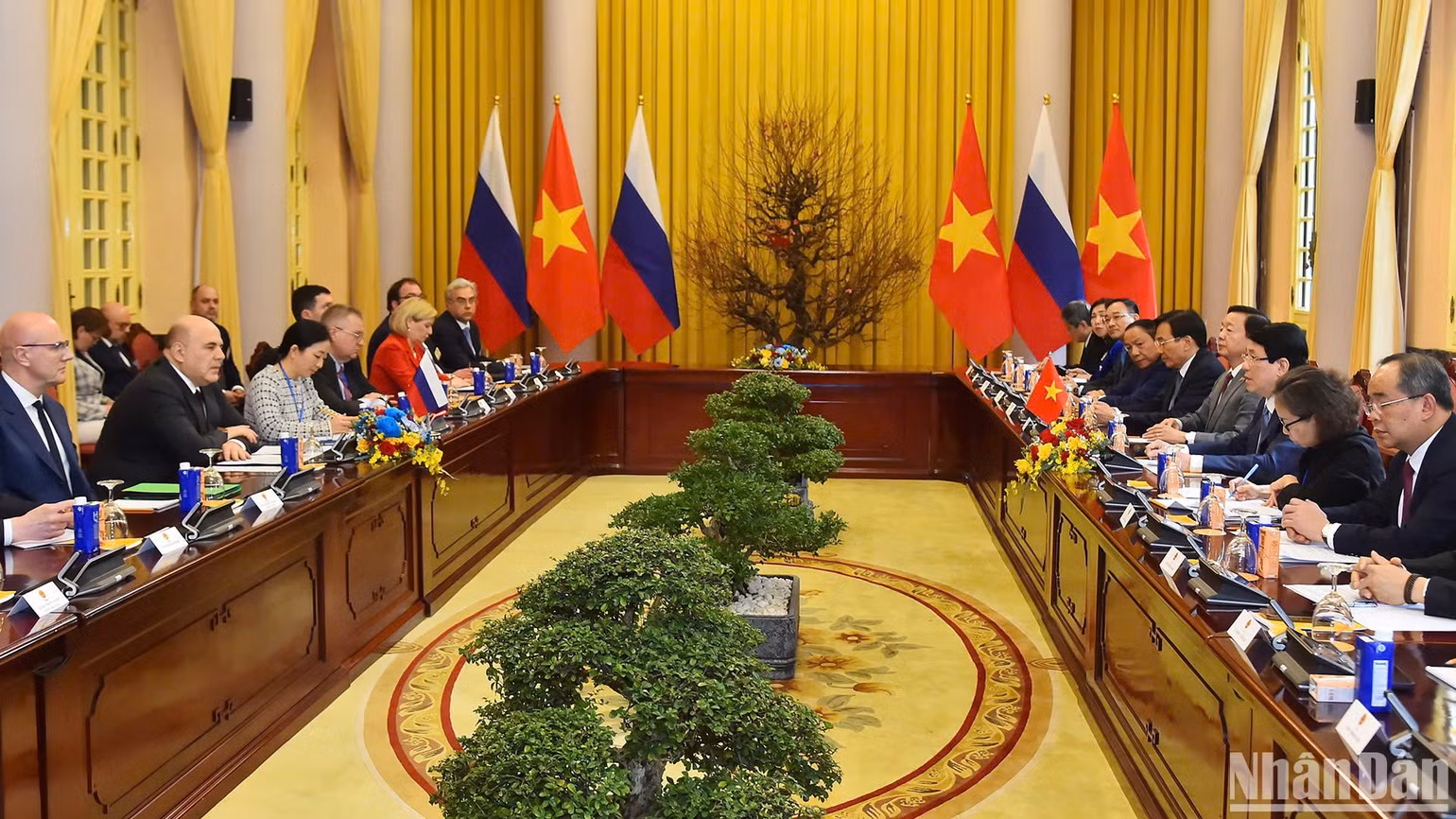 Toàn cảnh buổi tiếp. (Ảnh THỦY NGUYÊN)